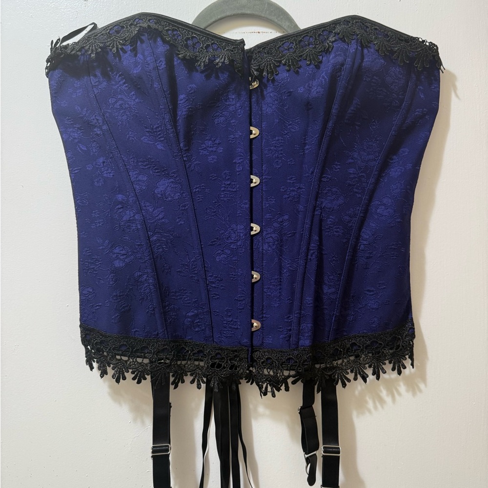 HIPS AND CURVES CORSET Elegant BLUE Black Lace Trim LARGE- NWOT